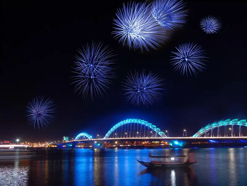 ban_phao_hoa_Danang-wanderlusttips