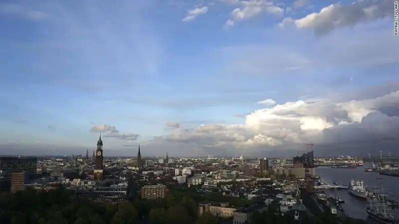 cac-diem-du-lich-ngay-cang-hut-khach-nam-2016-wanderlusttips6