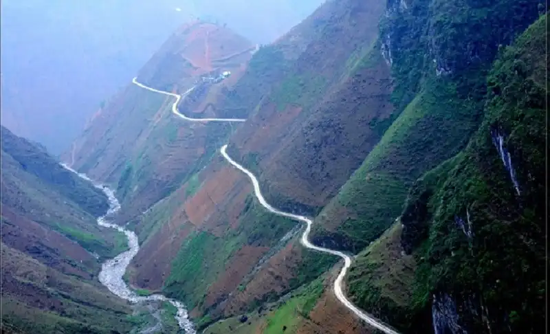 Khám phá những cung đường đẹp như mơ tại Việt Nam 6 cung duong-wanderlusttips1