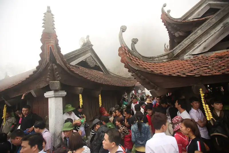 Đầu năm du xuân tại 6 đền, chùa nổi tiếng linh thiêng 9 den-chua-du-lich-tet-wanderlusttips4