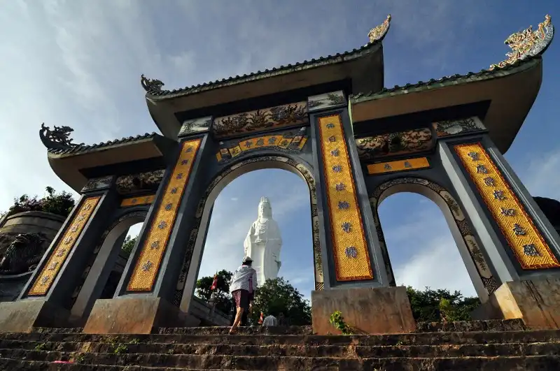 10 điểm tham quan hấp dẫn giá 0 đồng khi du lịch Đà Nẵng 6 du-lich-da-nang-wanderlusttips1