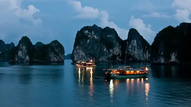 Kinh nghiệm du lịch Tết Nguyên Đán 2016 vui vẻ và tiết kiệm 7 ha Long- wanderlusttips