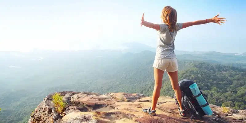 Kinh nghiệm an toàn cho nữ giới khi đi du lịch 6 kinh-nghiem-an-toan-phu-nu-wanderlusttips2