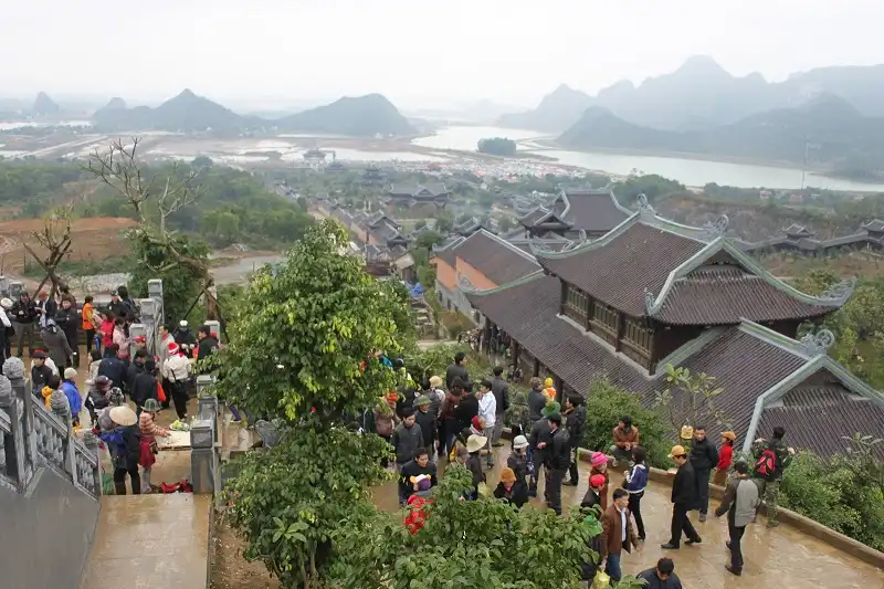 kinh-nghiem-trang-an-bai-dinh-wanderlusttips1