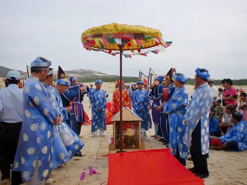 le-hoi-nam-2016-wanderlusttips3