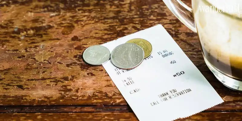 wanderlust tips quy tac an uong khi du lich nuoc ngoai 04