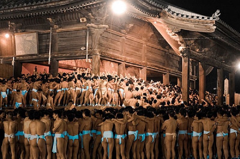 hadaka matsuri-wanderlusttips