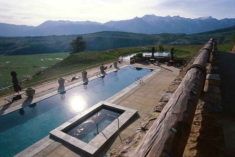 7 khách sạn “trên núi” đẹp nhất thế giới