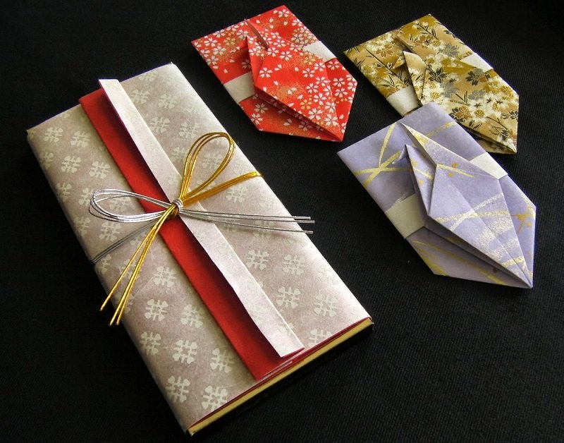 5 phong cách chọn quà ngày 8/3 của các quốc gia