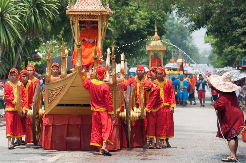 vui tet te nuoc bunpimay wanderlusttips