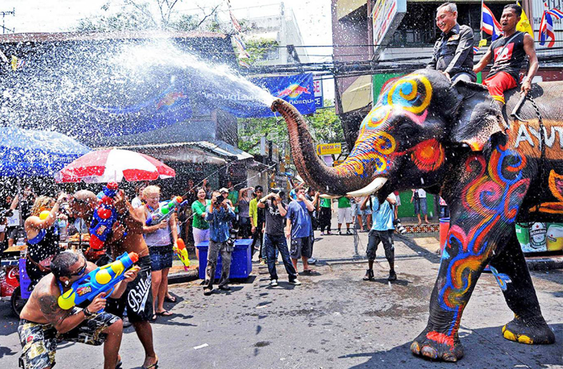 wanderlusttips le hoi te nuoc songkran thai lan 5