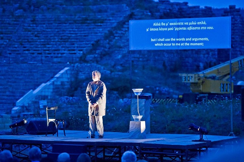 Lần đầu tiên tái hiện vở diễn “The Apology of Socrates” tại Việt Nam 5 wanderlusttips tai hien vo dien apology of socrates tai viet nam