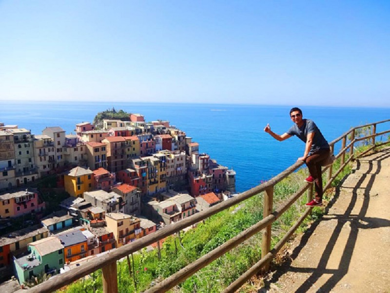Gặp gỡ thầy giáo trẻ với "gia tài" du lịch 55 quốc gia 5 thay giao tre du lich 55 nuoc wanderlusttips3