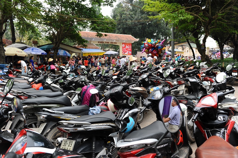Trông giữ xe miễn phí tại Vườn thú Hà Nội trong dịp lễ 30/4-1/5