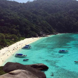 wanderlust tips dong cua quan dao similan thai lan do bi tan pha