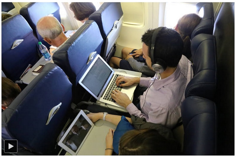 Đề xuất cho phép gọi điện thoại trên máy bay 5 Wanderlusttips su dung dien thoai tren may bay