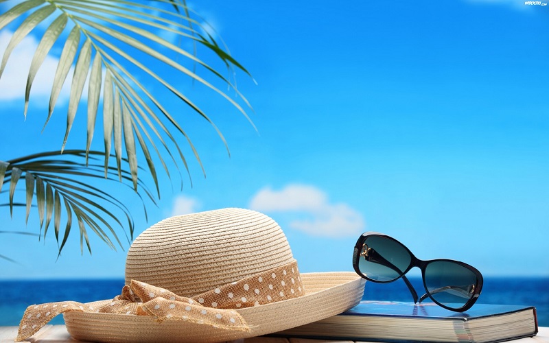 Phái đẹp nên mang gì trong những chuyến đi