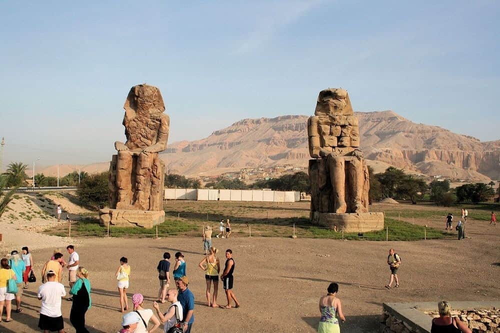 Wanderlust tips tuong da hat memnon ky quan Ai Cap co dai 1