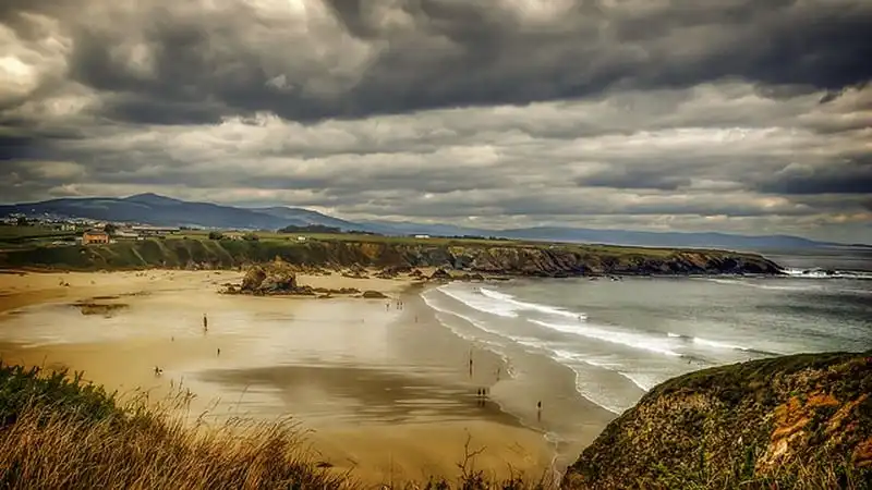 wanderlust-tips-10-bai-bien-tay-ban-nha-tuyet-nhat-cho-ky-nghi-he-2016-10