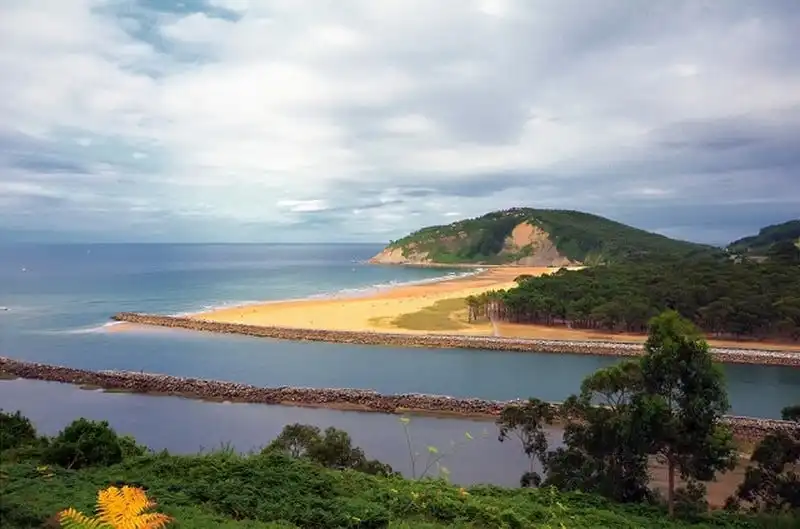 wanderlust-tips-10-bai-bien-tay-ban-nha-tuyet-nhat-cho-ky-nghi-he-2016-8