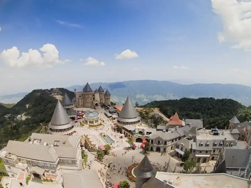 wanderlust-tips-5-diem-du-lich-viet-nam-dep-ngo-chau-au-2