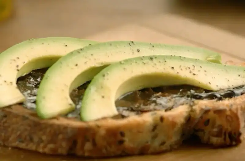 wanderlust-tips-9-mon-an-kho-choi-tu-cua-am-thuc-uc-7