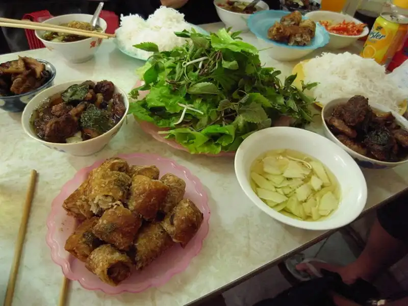 wanderlust-tips-bao-anh-ca-ngoi-ha-noi-thuoc-top-thanh-pho-am-thuc-hap-dan-nhat-the-gioi-1