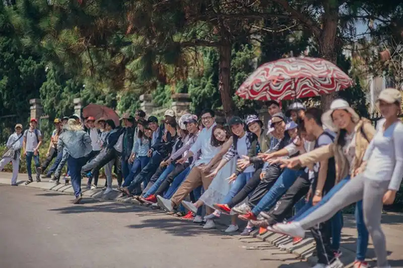 Bộ ảnh cưới của cặp đôi người Thái chụp tại Việt Nam gây sốt 9 wanderlust-tips-bo-anh-cuoi-cua-cap-doi-nguoi-thai-chup-tai-viet-nam-gay-sot-5