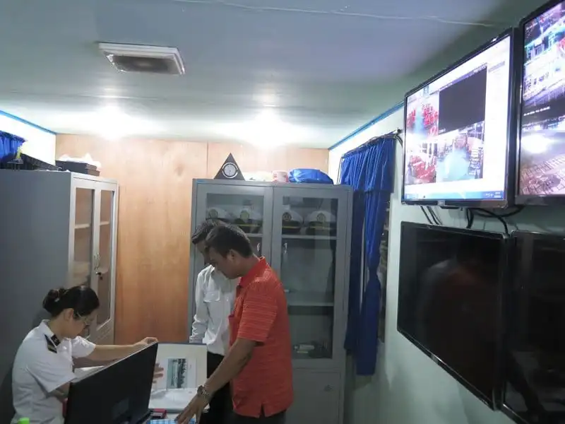 Các tàu du lịch trên sông Hàn bắt đầu hoạt động trở lại 7 wanderlust-tips-cac-tau-du-lich-tren-song-han-bat-dau-hoat-dong-tro-lai-3