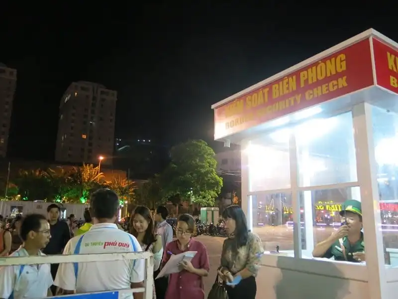 Các tàu du lịch trên sông Hàn bắt đầu hoạt động trở lại 8 wanderlust-tips-cac-tau-du-lich-tren-song-han-bat-dau-hoat-dong-tro-lai-4