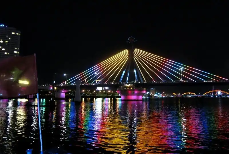 wanderlust-tips-cac-tau-du-lich-tren-song-han-bat-dau-hoat-dong-tro-lai-6