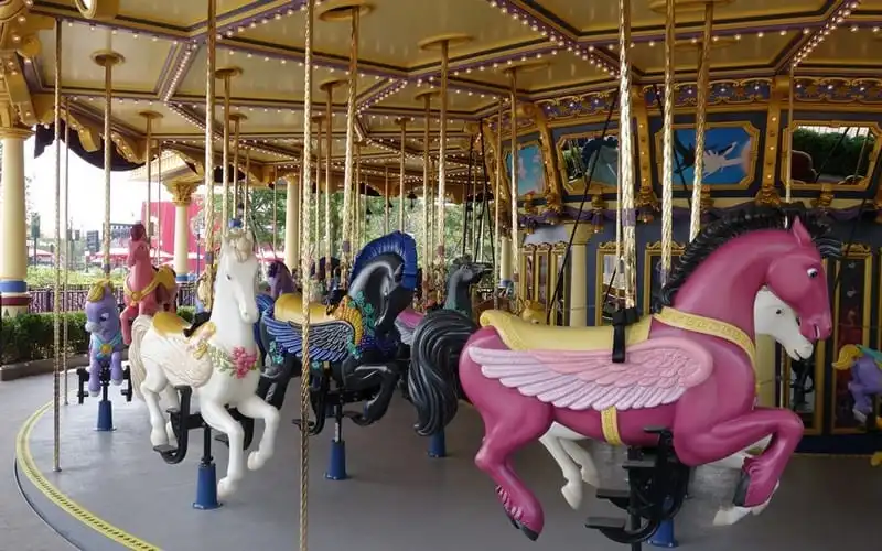 wanderlust-tips-can-canh-quy-mo-len-toi-5,5-ty-cua-cong-vien-disneyland-thuong-hai-13