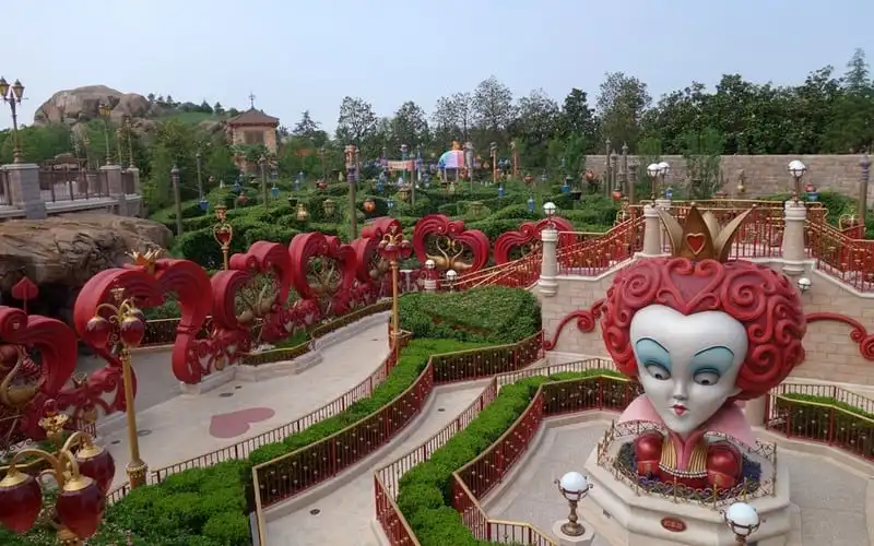 wanderlust-tips-can-canh-quy-mo-len-toi-5,5-ty-cua-cong-vien-disneyland-thuong-hai-5