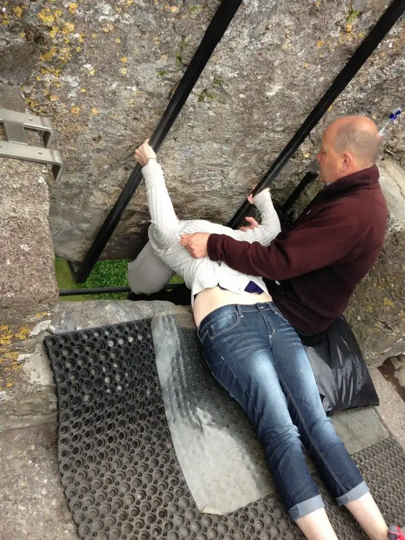 wanderlust-tips-can-than-voi-nhung-diem-den-bay-du-khach-8