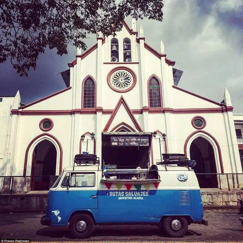 wanderlust-tips-du-lich-vong-quanh-the-gioi-bang-xe-ban-banh-sandwich-3