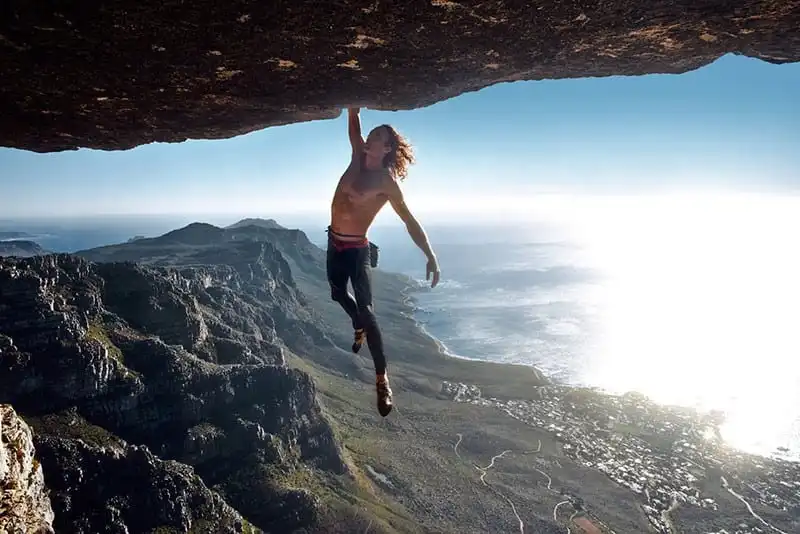 Free solo climbing - Chơi cùng tử thần 7 wanderlust-tips-free-solo-climbing-choi-cung-tu-than-2
