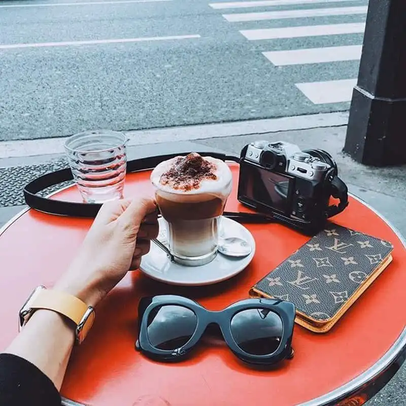 wanderlust-tips-hoa-hau-ky-duyen-va-nhung-hinh-anh-dep-lung-linh-tai-phap-26