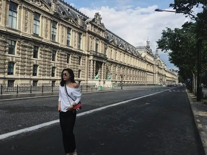 wanderlust-tips-hoa-hau-ky-duyen-va-nhung-hinh-anh-dep-lung-linh-tai-phap-8