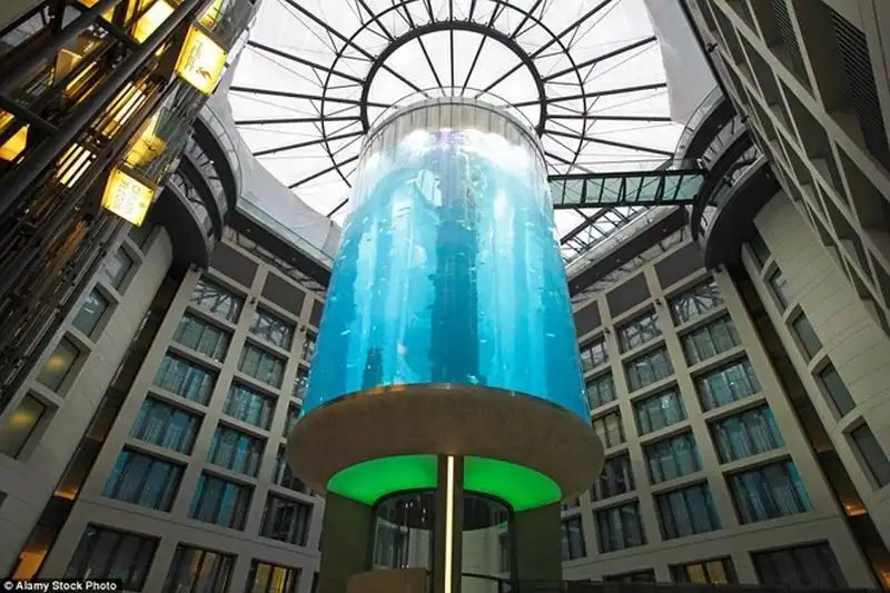 wanderlust-tips-kham-pha-nhung-cong-trinh-thang-may-an-tuong-nhat-the-gioi-12