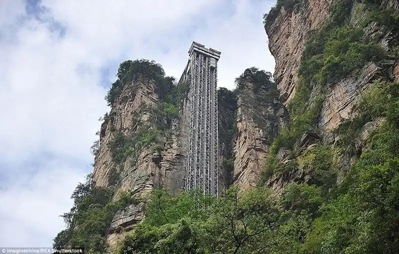 wanderlust-tips-kham-pha-nhung-cong-trinh-thang-may-an-tuong-nhat-the-gioi-2