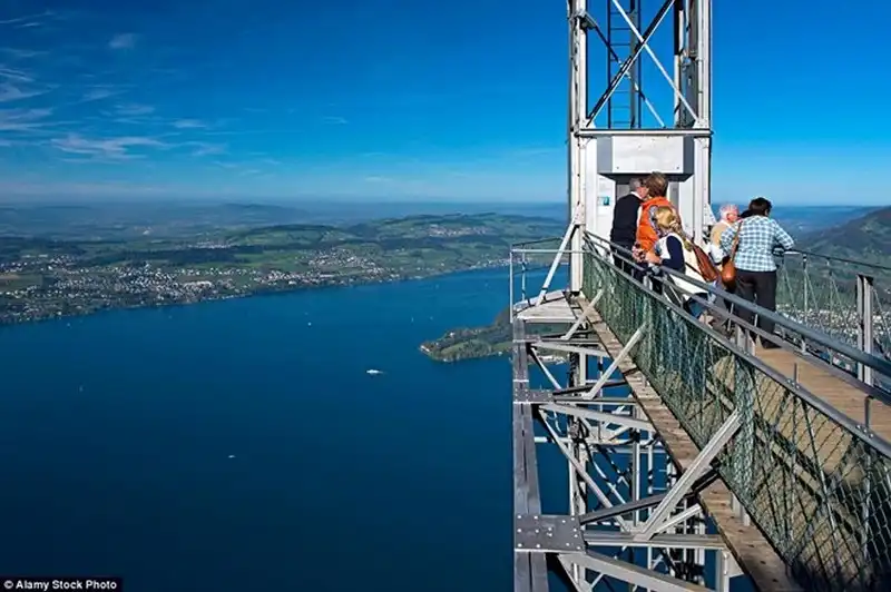 wanderlust-tips-kham-pha-nhung-cong-trinh-thang-may-an-tuong-nhat-the-gioi-4