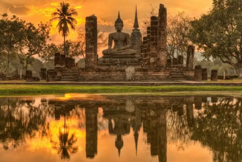 wanderlust-tips-kham-pha-nhung-diem-du-lich-thai-lan-hap-dan-nhat-trong-he-nay-1