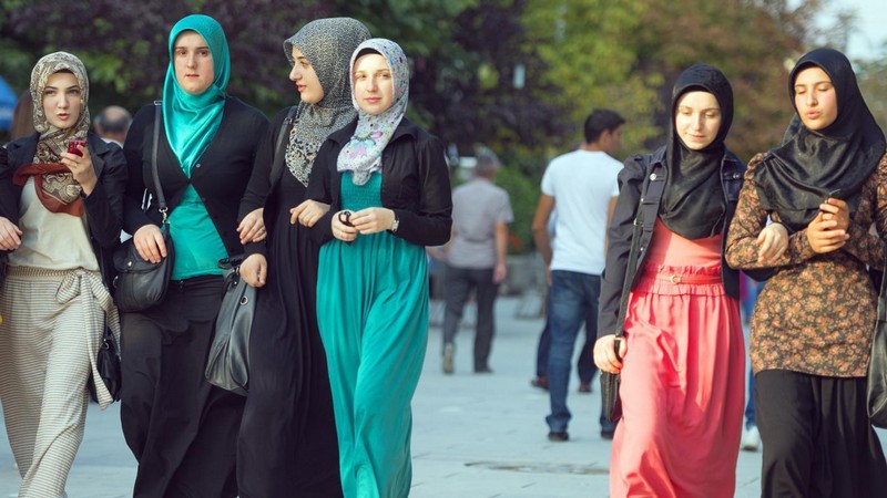 wanderlust tips khan choang hijab trong cuoc song cua nguoi phu nu hoi giao 2