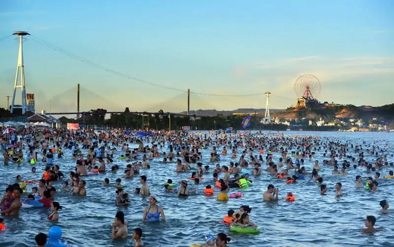 wanderlust-tips-khanh-thanh-cap-treo-2-tang-ngam-toan-canh-ha-long-17