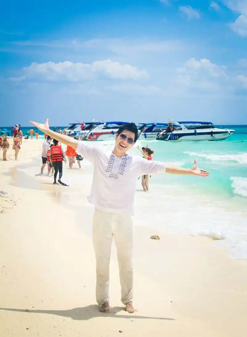 wanderlust-tips-mc-nguyen-khang-va-nhung-hinh-anh-dep-long-lanh-o-thai-lan-1