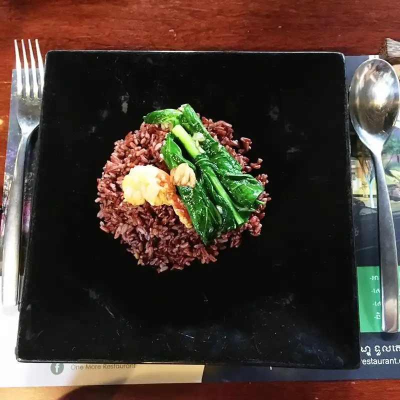 wanderlust-tips-nhat-ky-kham-pha-thien-duong-bien-campuchia-chi-voi-3,5-trieu-dong-4