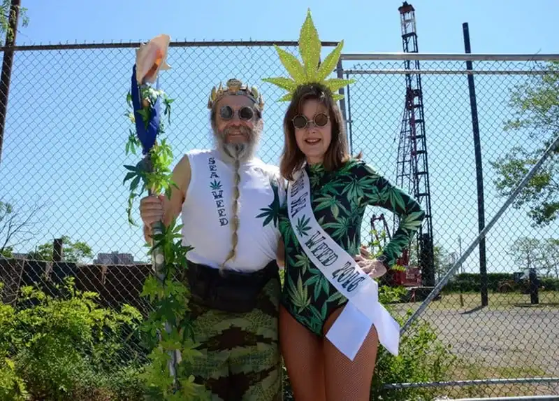 wanderlust-tips-nhung-man-hoa-trang-doc-dao-tai-le-hoi-tien-ca-o-dao-coney-11