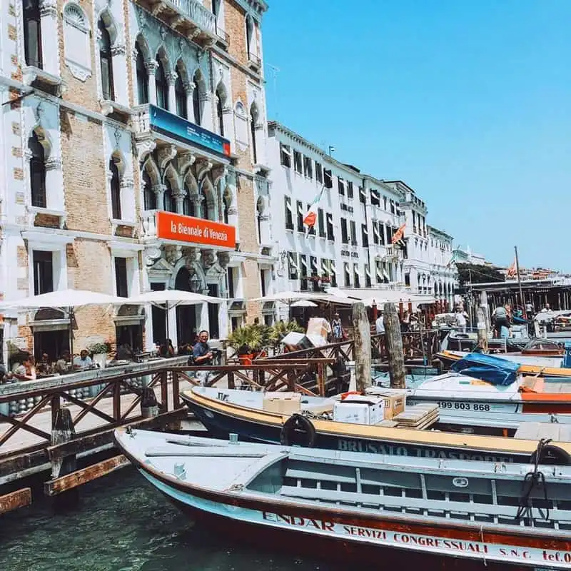 wanderlust-tips-sau-phap-diem-den-tiep-theo-cua-hoa-hau-ky-duyen-la-nuoc-y-lang-man-14