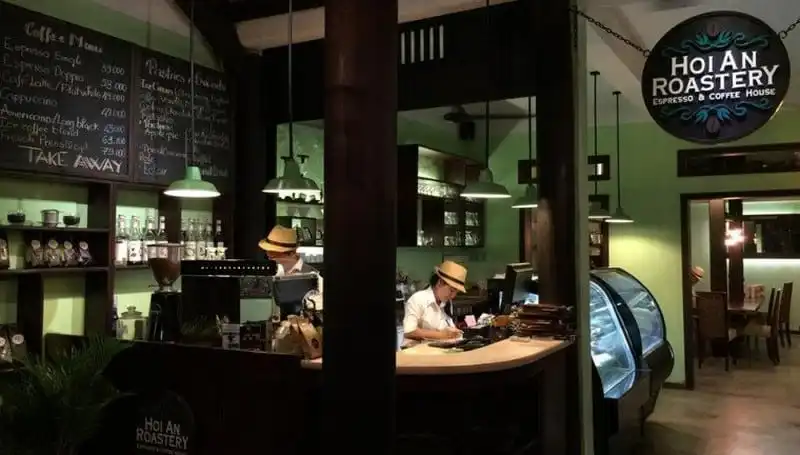 wanderlust-tips-top-10-quan-cafe-cuc-chat-o-hoi-an-7