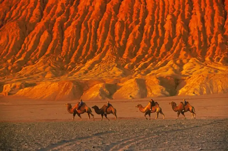 Trải nghiệm cái nóng 69 độ C ở Hỏa Diệm Sơn 5 wanderlust-tips-trai-nghiem-cai-nong-69-do-c-o-hoa-diem-son